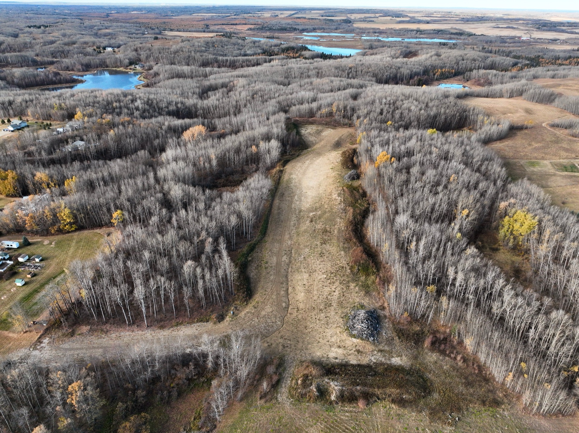 Aerial view of 32.14 acres of treed acreage land, Range Road 14, Parkland County, Alberta